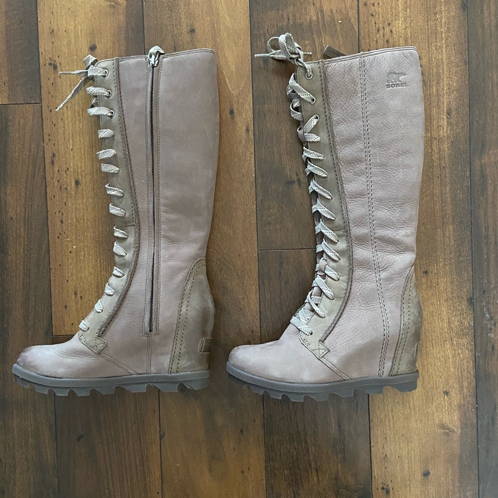 Sorel Joan of Arc wedge